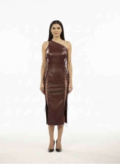 Платье бордовое со шнуровкой из эко-кожи | YULIA KEYLOR